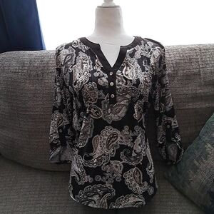 Notations Black and White Paisley Blouse